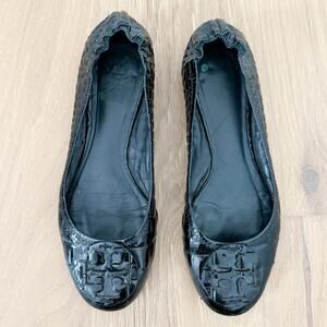 Tory Burch Reva Flat in Black Croc Embossed Flat US 10